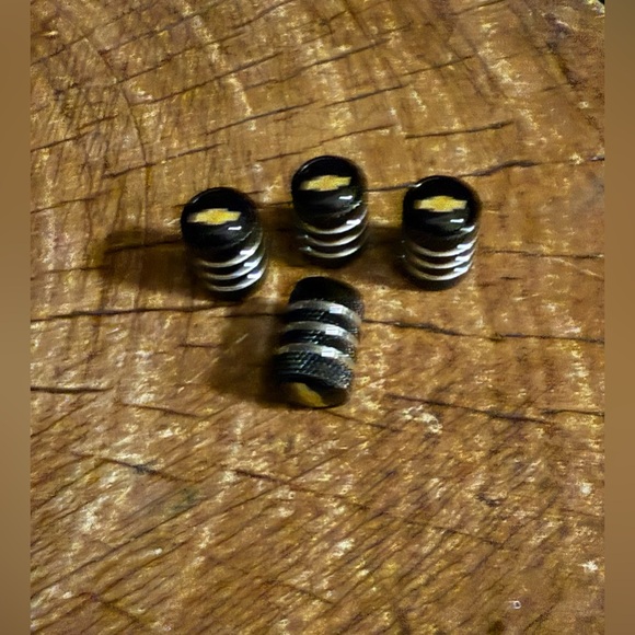 4PCS Car Tire Valve Stem Caps, Air Caps Cover, Universal for Cars, SUVs,… - Picture 2 of 2